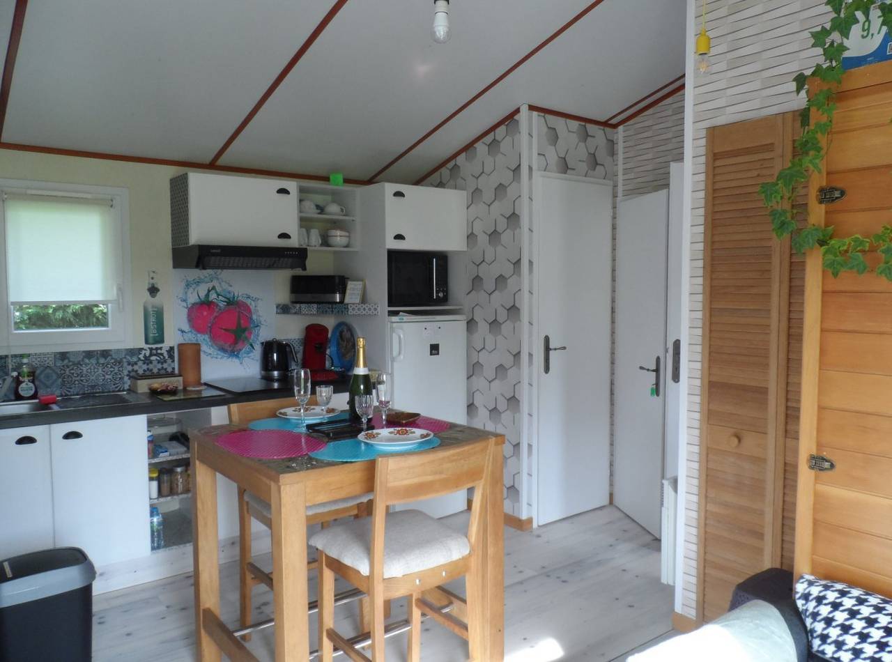 Baie de Somme,Les insolites mobi-loft,tente - Chambre tente du commandant... militaire in Arrest, Région d'Abbeville