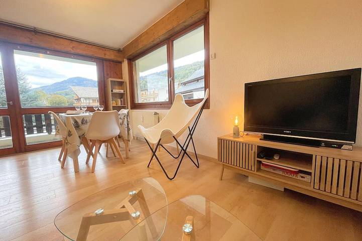 Gîte pour 4 personnes, avec balcon dans Office De Tourisme De Samoens - 4