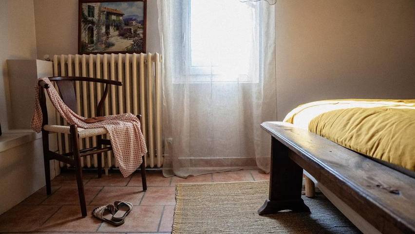 Maison d’hôte pour 2 personnes, avec vue et terrasse ainsi que piscine et jardin à Le Puy-Sainte-Réparade