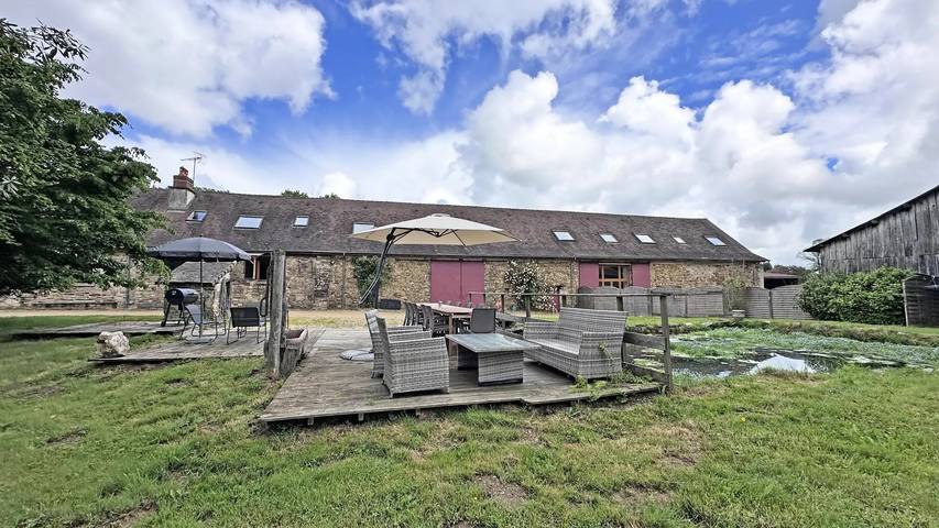 Gîte pour 12 personnes, avec jardin à Saint-Yrieix-la-Perche - 4