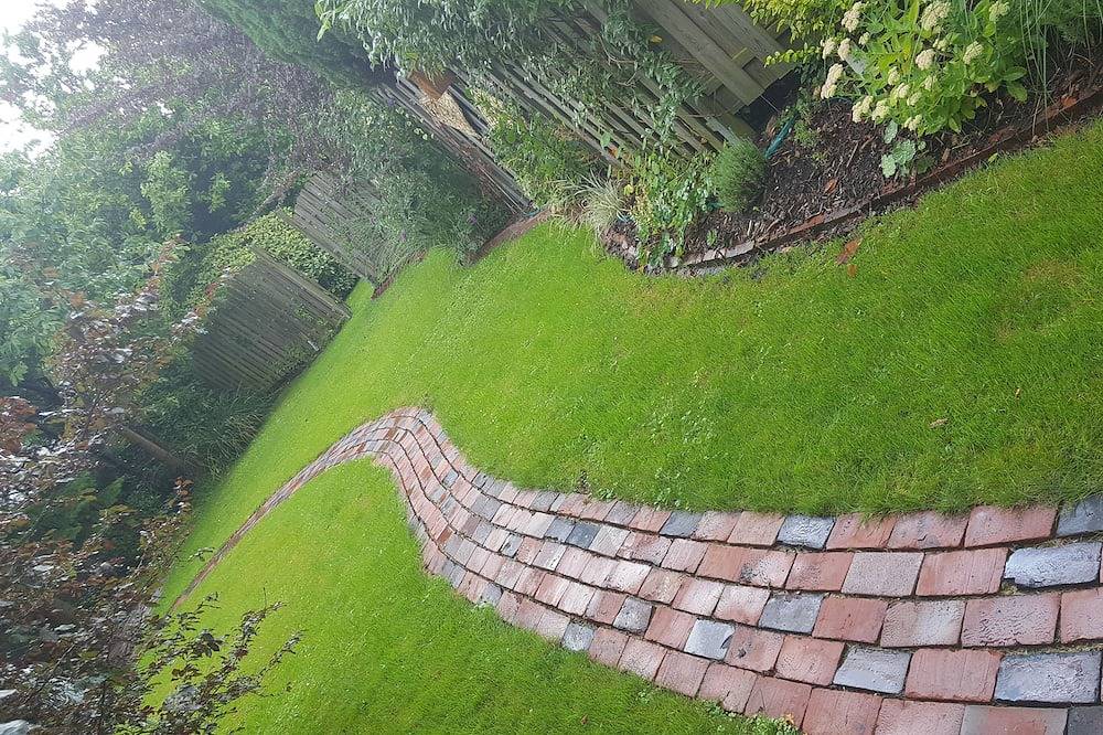 Ganze Wohnung, Ferienwohnung Wesergarten in Nordenham, Wesermarsch