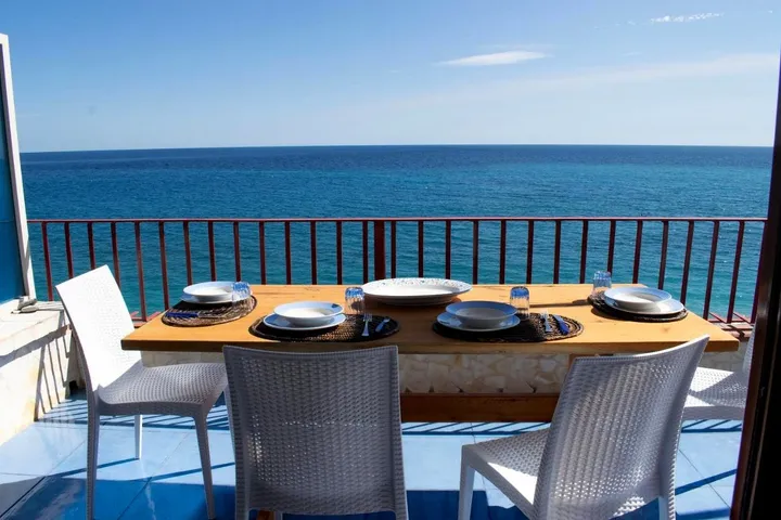 Ferienwohnung für 4 Personen, mit Terrasse und Ausblick - 1