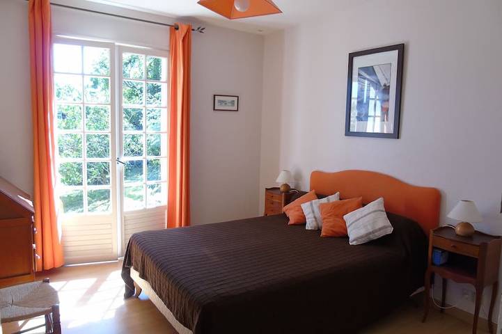 Location de vacances pour 11 personnes, avec jardin et terrasse dans Casino de Carnac - 2