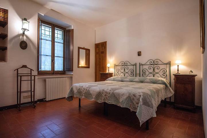 Schönes Haus am Garten mit Gemeinschaftspool nur 5 km. von Siena Toskana in Siena, Siena und Umgebung2