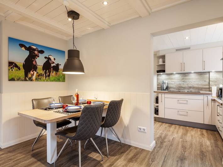 Ferienhaus für 2 Personen, mit Garten und Terrasse, kinderfreundlich in Borgsum - 2