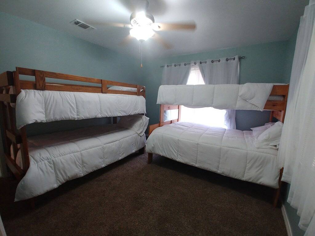 Paytons Lakehouse-Familienheim -Facebook. com - @ Paytonslakehouses- in Toledo Bend Reservoir