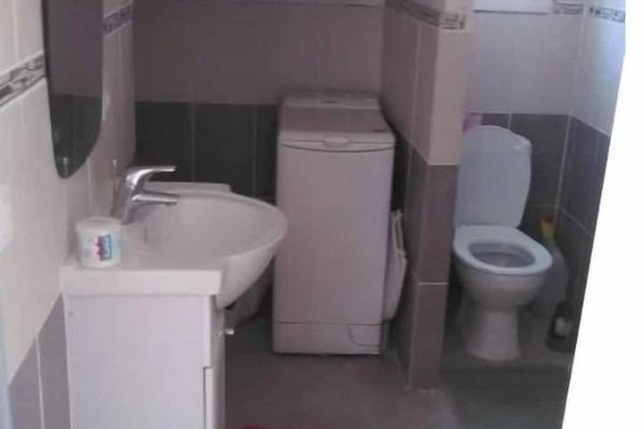 Chambre double 4 personnes 2 lits in Le Puy-en-Velay, Haute-Loire