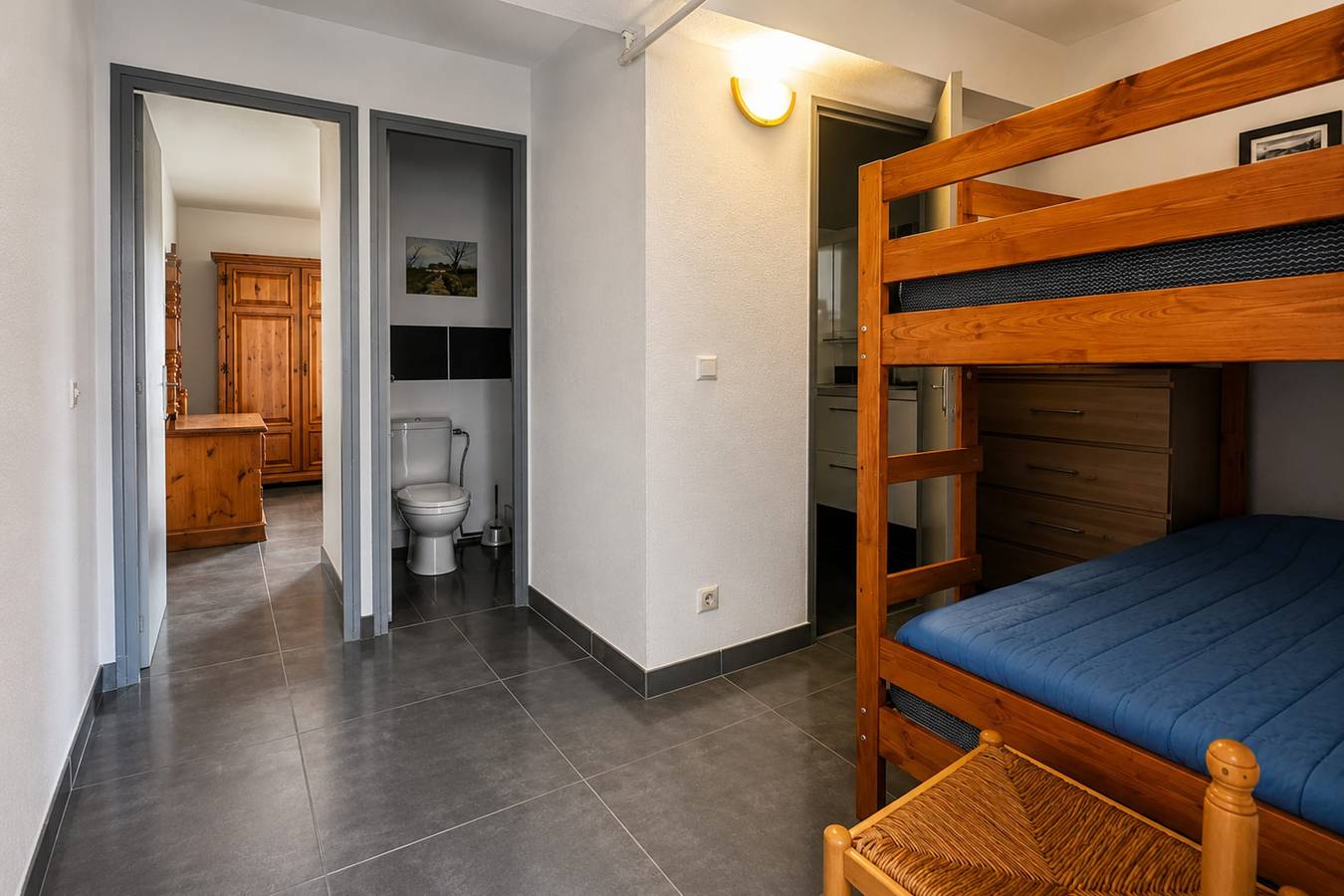 Appartement entier, Beau T2 bis traversant idéalement situé in Cap d'Agde, Agde
