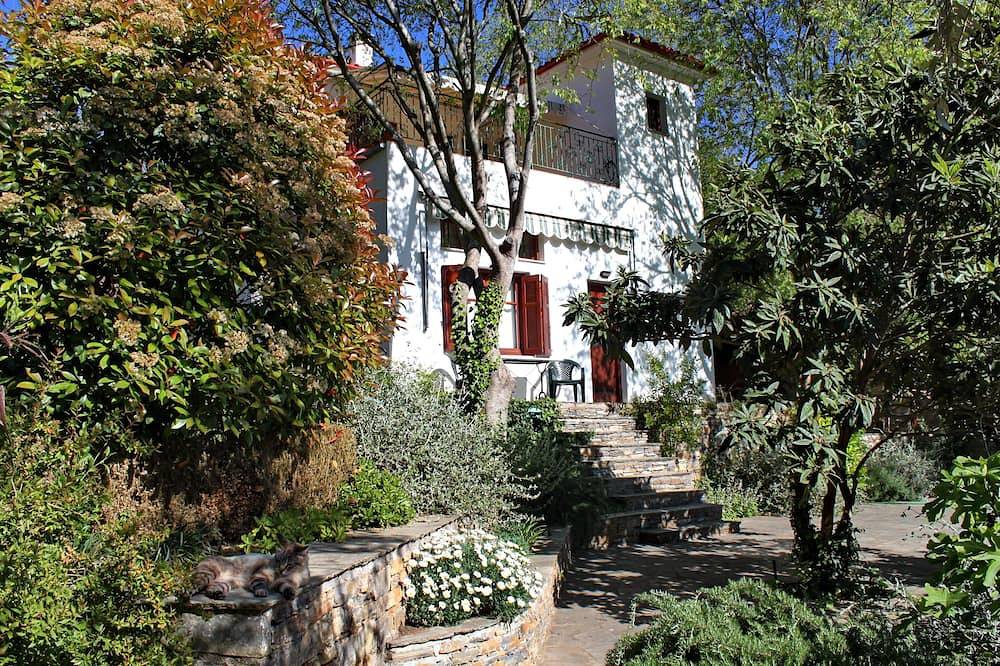 Ganze Wohnung, Aphroula'S Studio - für 2 - 3 Personen in einer schönen, ruhigen Ecke Griechenlands in Pilion
