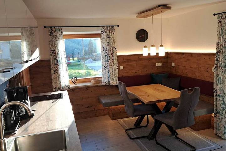 Hütte für 2 Personen, mit Terrasse in Untersberg