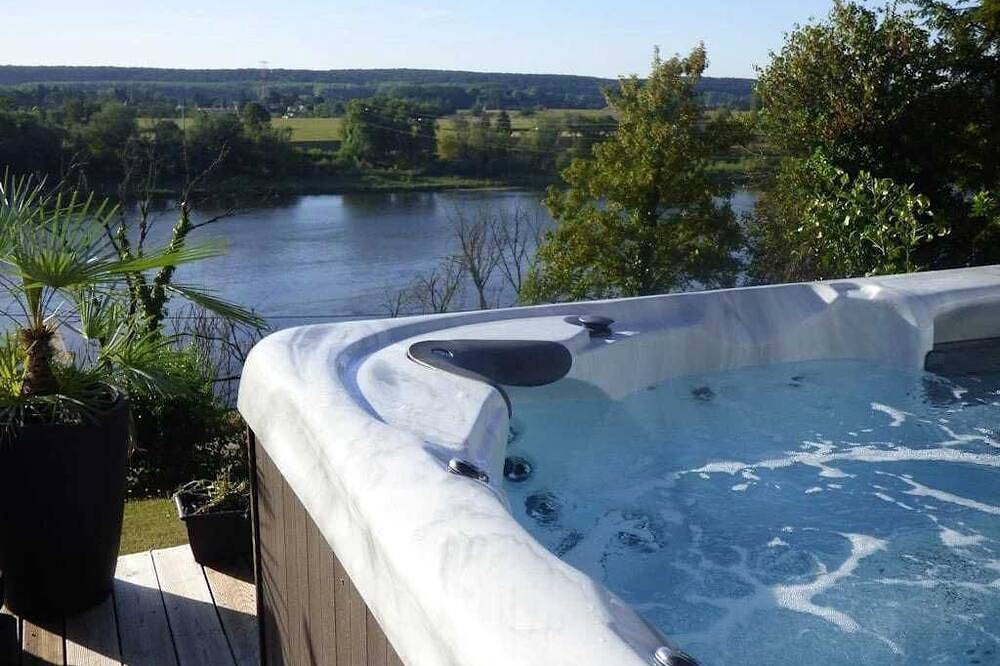 Camping 3 étoiles - ccbbhdc in Pouzauges, Fontenay-le-Comte