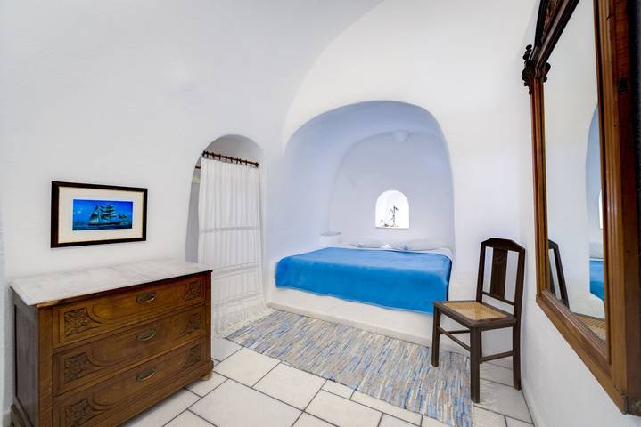 Location de vacances pour 5 personnes, avec vue sur l’océan et terrasse à Oia - 3