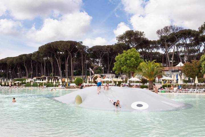 Camping pour 3 personnes, avec jacuzzi ainsi que jardin et piscine à Rome - 3