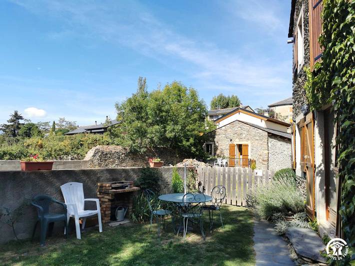 Gîte pour 4 personnes, avec Jardin à Nahuja