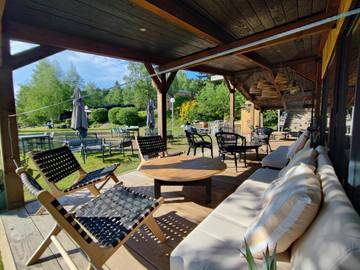 Hôtel pour 4 personnes, avec jardin et vue à Le Bleymard