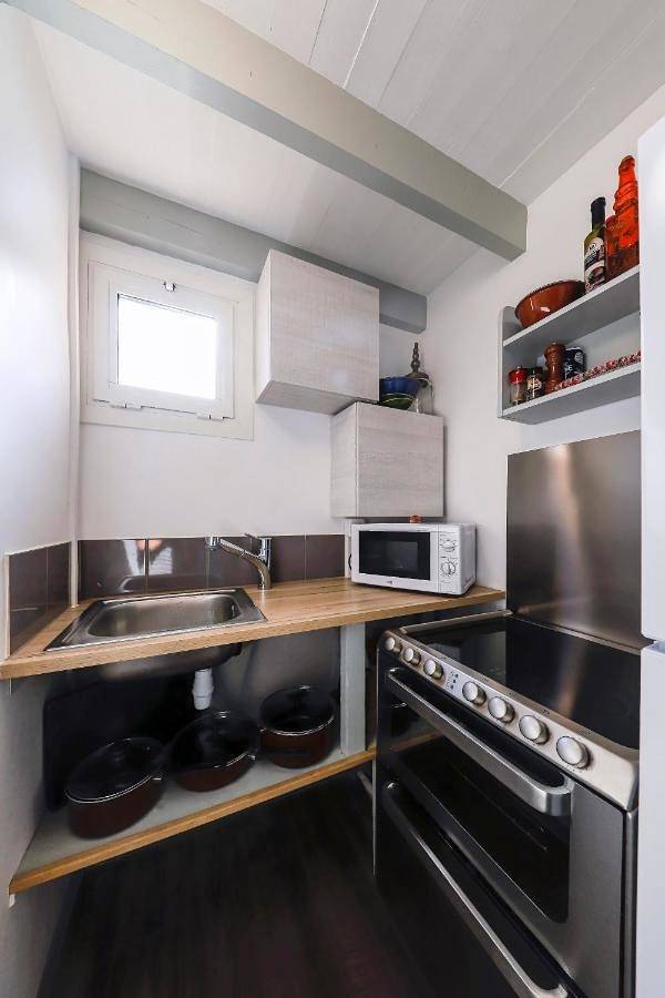 Gîte pour 4 personnes, avec terrasse et vue dans Iles Du Frioul - 2