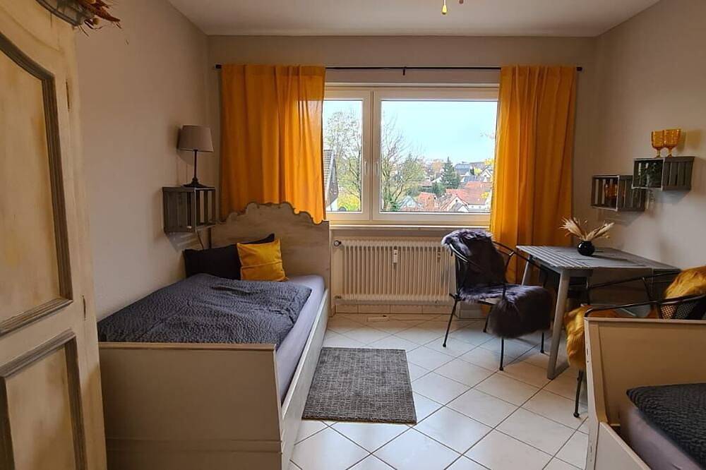 Ganze Wohnung, 4-Zimmer Ferienwohnung „Avita“ in Waiblingen, Ortsteil Bittenfeld in Waiblingen, Rems-Murr-Kreis