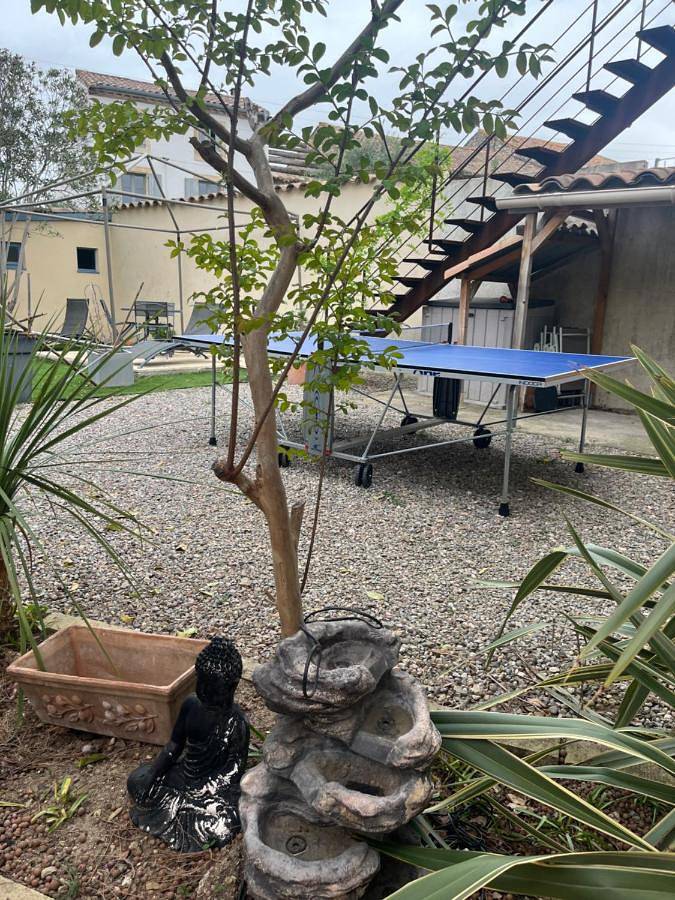 Location de vacances pour 2 personnes, avec jardin ainsi que vue et piscine, adapté aux familles à Argeliers - 3