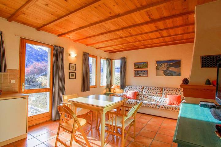 Casa rural para 6 personas, con jardín, Se admiten mascotas - 1