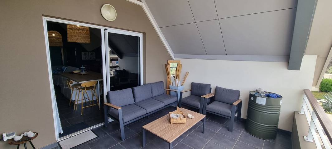 Gîte pour 4 personnes, avec terrasse dans Plage de Saint-Leu