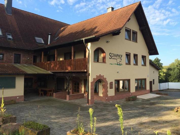 Maison d’hôte pour 2 personnes, avec Balcon ainsi que Terrasse et Vue à Eschau (Basse-Franconie)