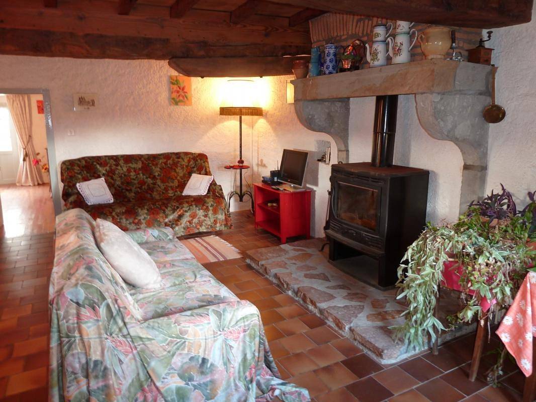 Gîte für 5 Personen mit Terrasse in Dompierre-les-Ormes, Mâcon und Umgebung