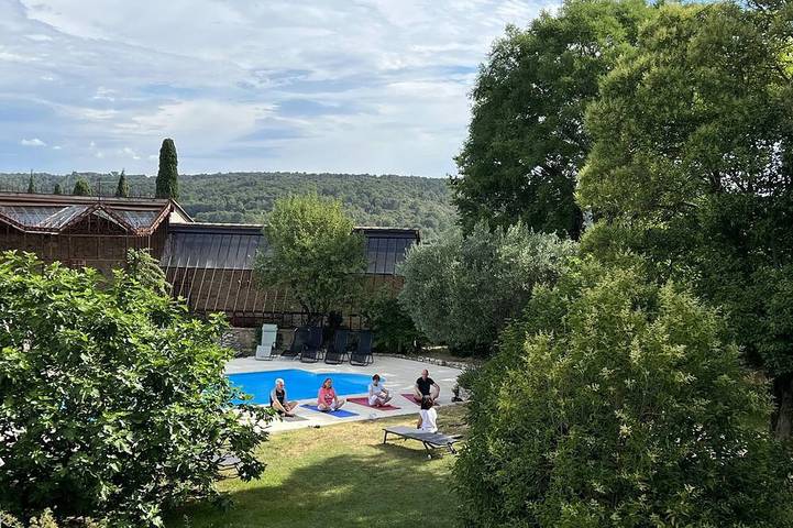 Location de vacances pour 20 personnes, avec jardin à Quarante