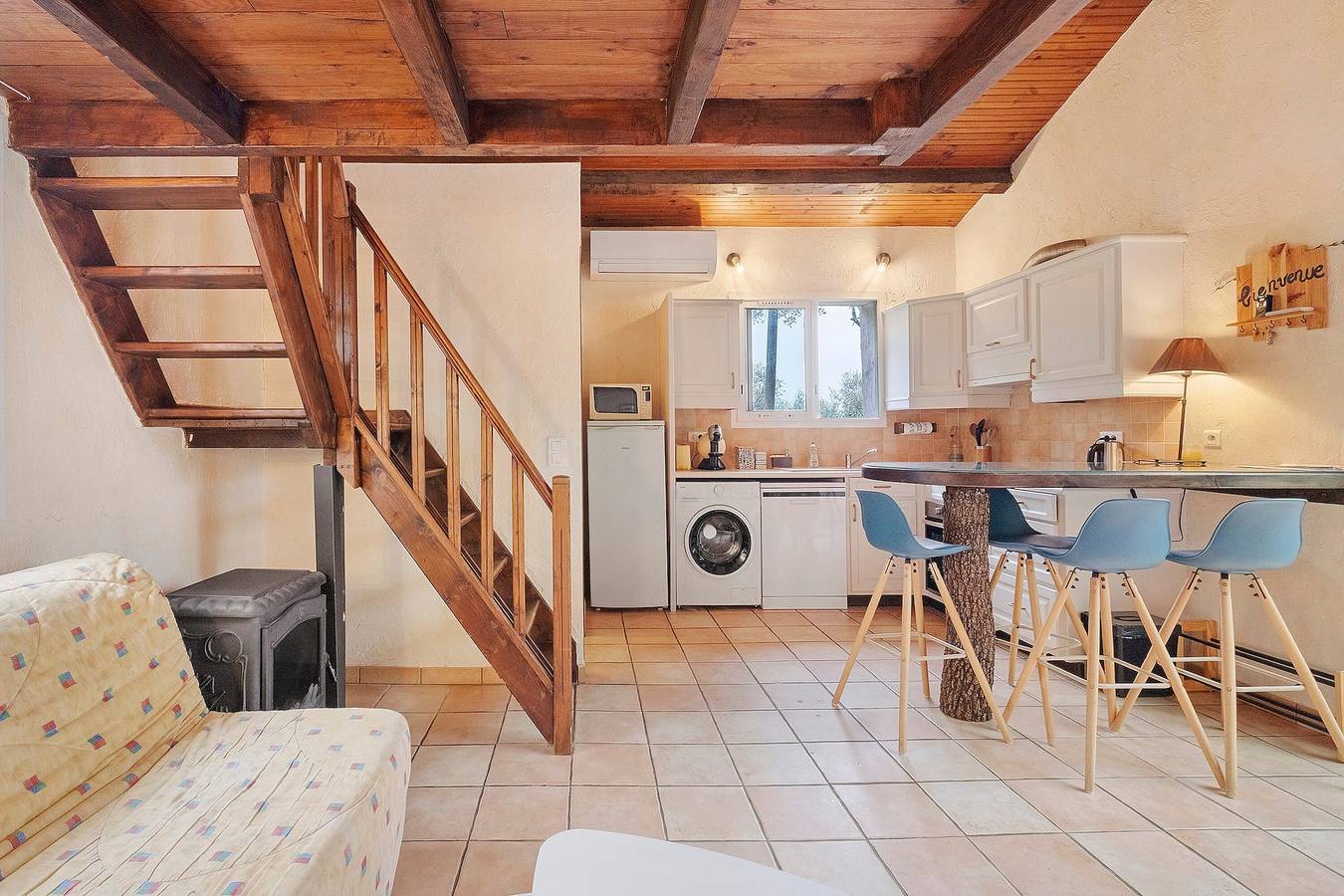 Cottage 'Les Lys' avec vue sur la montagne, Wi-Fi et climatisation in Berre-les-Alpes, Côte méditerranéenne (France)