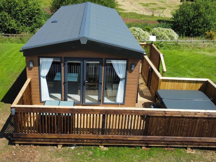 Lodge for 4 people, with garden in Whitby