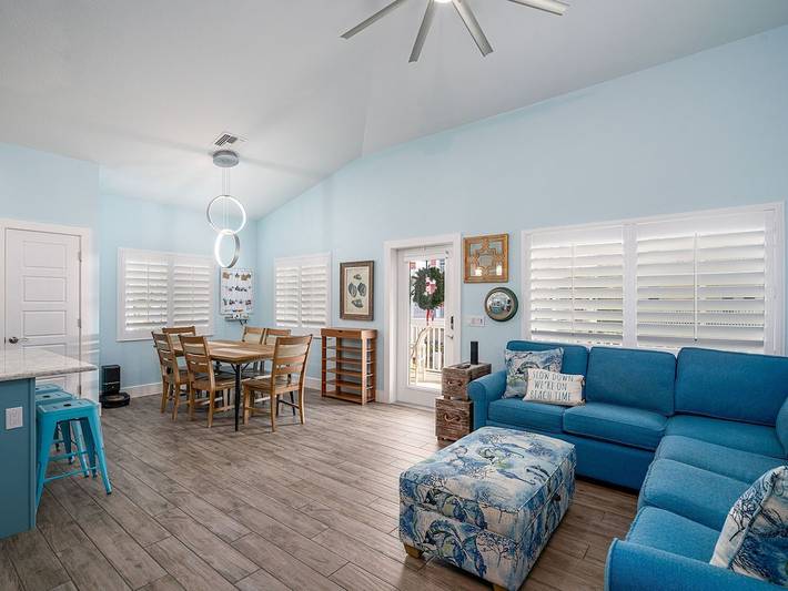 Vacation rental for 9 people, with balcony in Southwest Florida