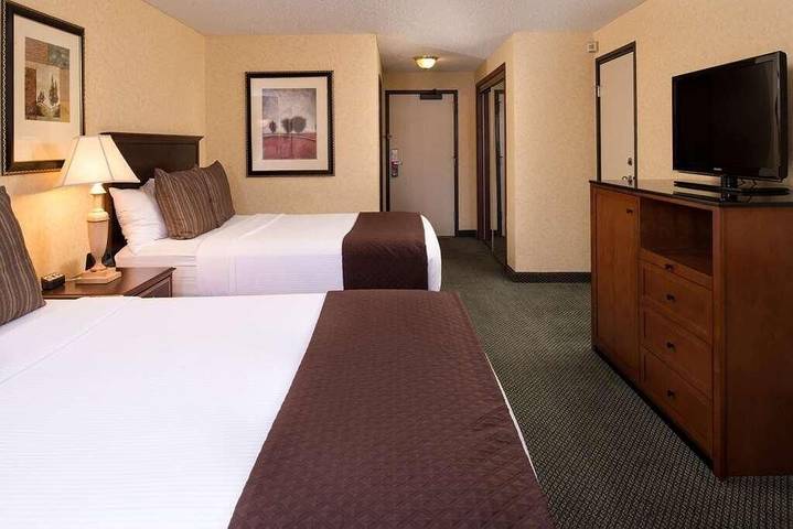 Vacation rental for 4 people, with pool, with pets in Port Angeles