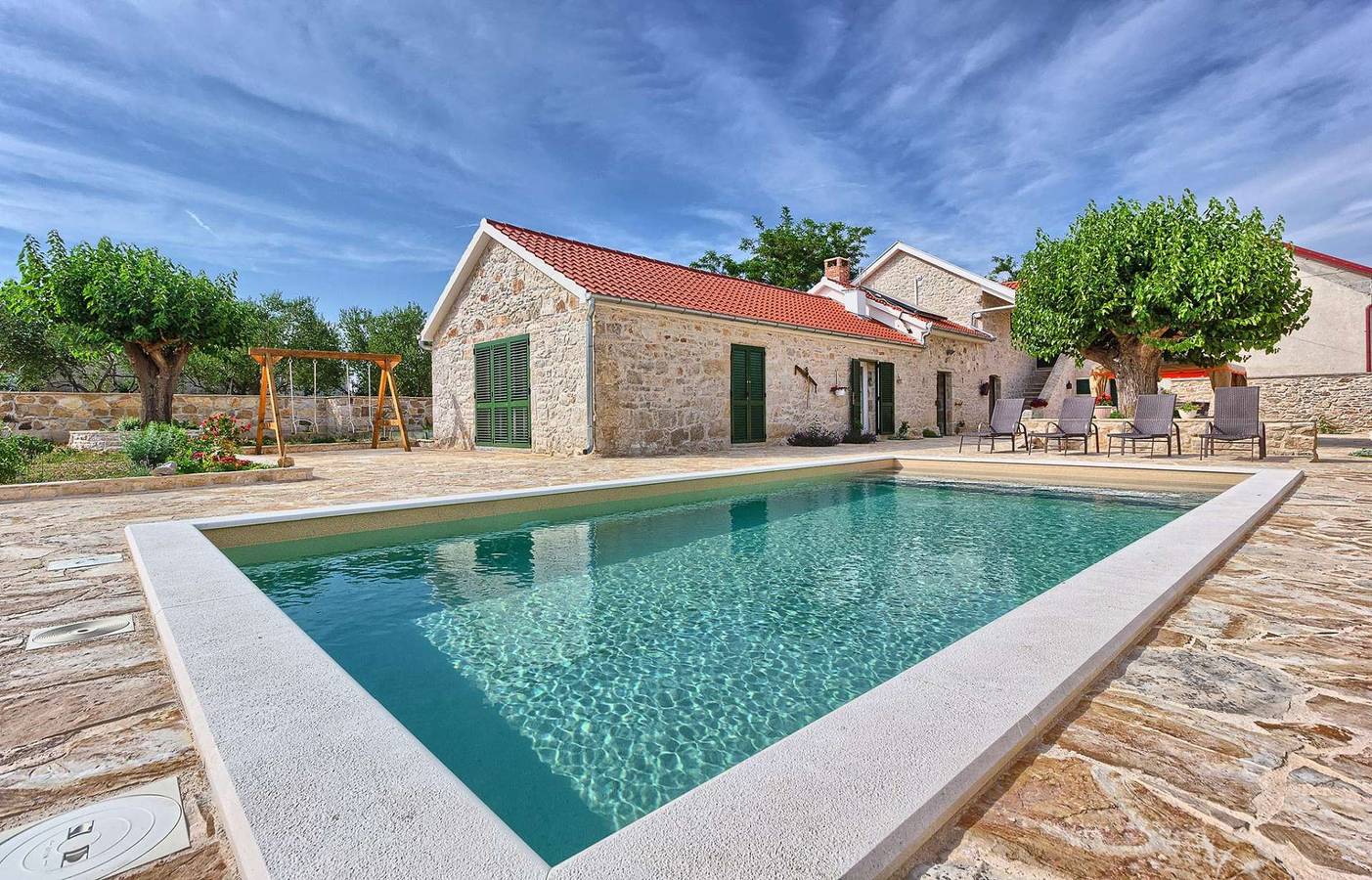 Ferienhaus Oliva - mit privatem Pool und 10 min zum Strand in Grad Benkovac, Zadar