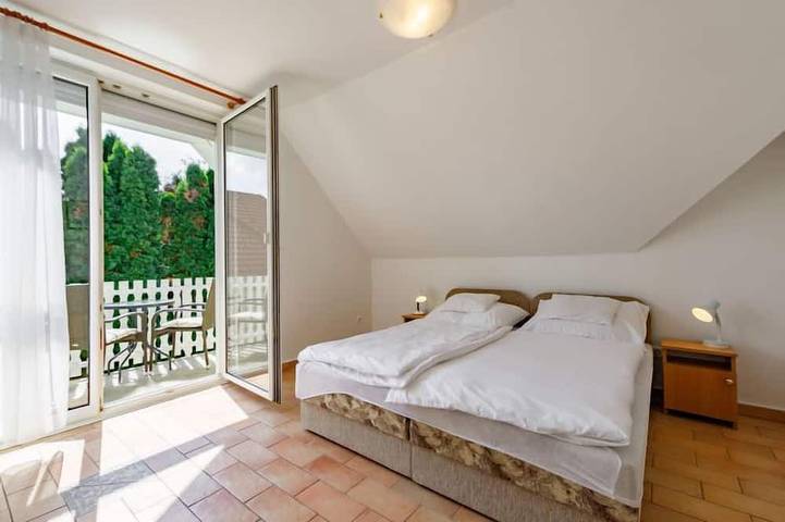 Maison Edina in Balatonszárszó, Rive sud du lac Balaton
