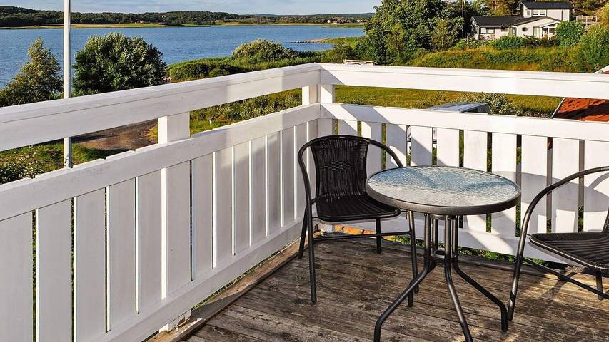 Ferienhaus für 6 Personen, mit Ausblick und Garten sowie Balkon - 1