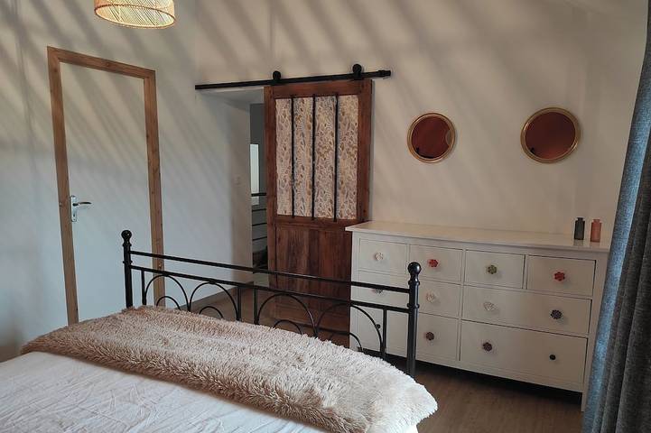 Location de vacances pour 6 personnes dans Cruzilles-lès-Mépillat - 3