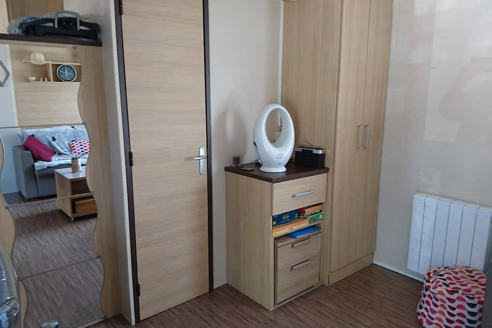 Mobilhome sur Domaine privé ouvert toute l'année, piscine chauffée et tenni in Dinard, Région de Saint-Malo