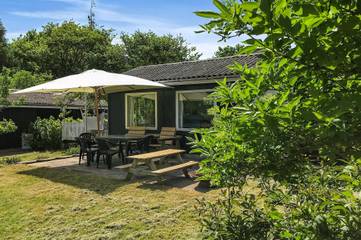 Ferienhaus mit Meerblick für 6 Personen, mit Garten und Terrasse in Lolland-Falster