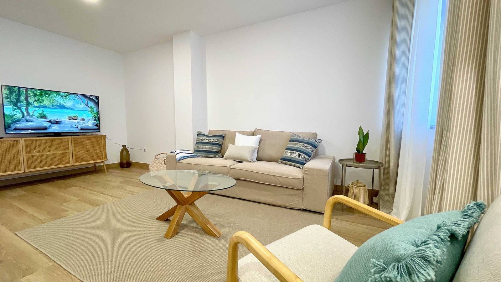 Appartement entier, The Cliffs - Villa Llana in O Vicedo, Costa de Galicia