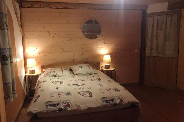 Location de vacances pour 14 personnes, avec terrasse ainsi que sauna et jardin à Saint-Jean-de-Belleville - 3