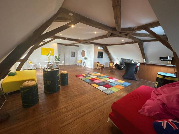 Gîte pour 6 personnes, avec piscine et jardin ainsi que vue et sauna à Écommoy - 4