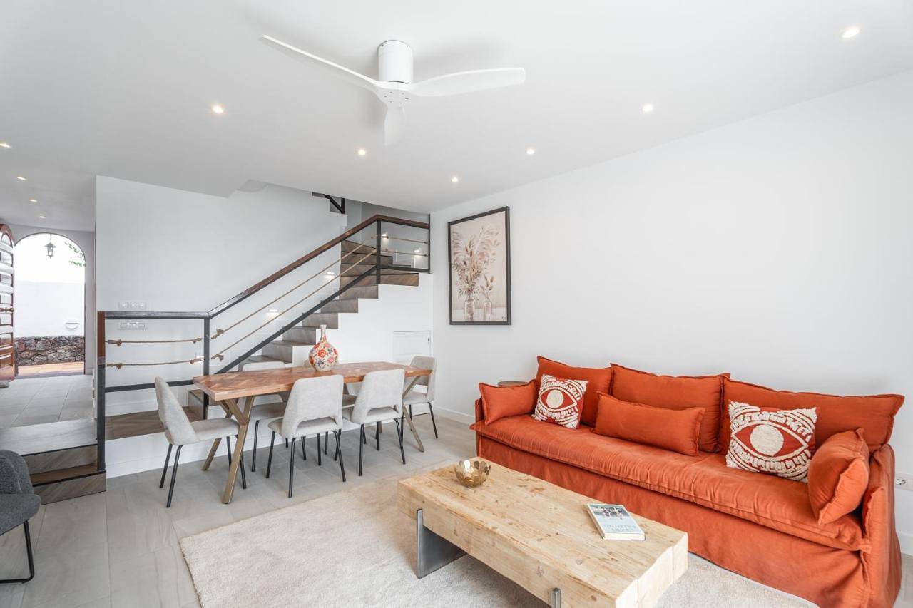 Three-Bedroom House in Playa de las Américas, Arona