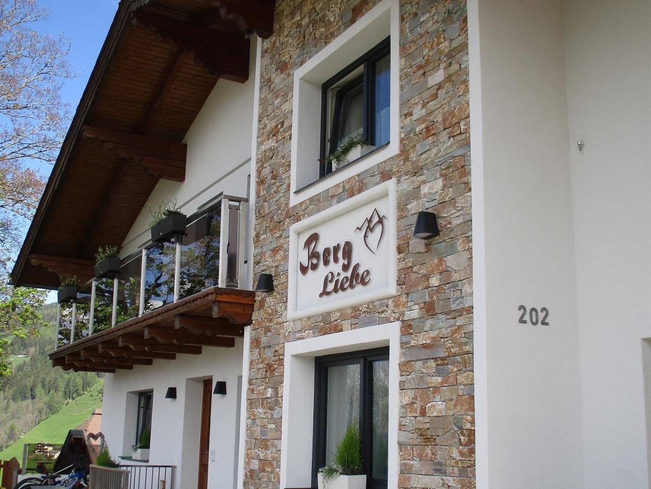 Ganze Ferienwohnung, Haus Bergliebe - Apartment Blumenwiese/1 Schlafraum/Dusche, Wc in Rohrmoos, Schladming-Dachstein