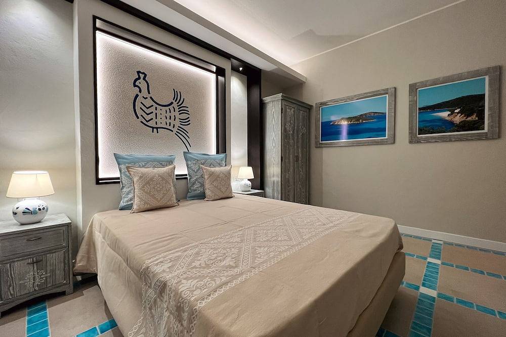 Entire apartment, Aquamarina Pavoncella Blue & Spa in Porto Pino Beach, Porto Pino