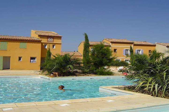Maison de vacances pour 6 personnes, avec jardin ainsi que sauna et jacuzzi en Camargue