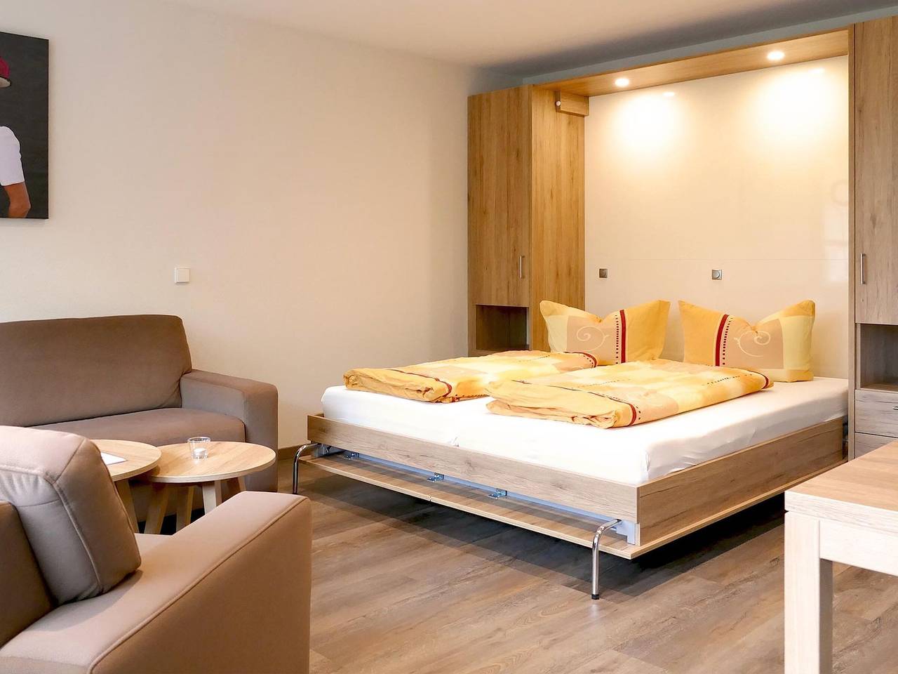 Ganze Wohnung, Hoferpeterhof: Ferienwohnung '2 Zimmer -a-' mit Bergblick, Gemeinschaftsterrasse und Wi-Fi in Bad Peterstal-Griesbach, Mittlerer Schwarzwald