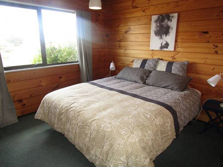 Holiday home for 7 people, with balcony and garden in Taupo District