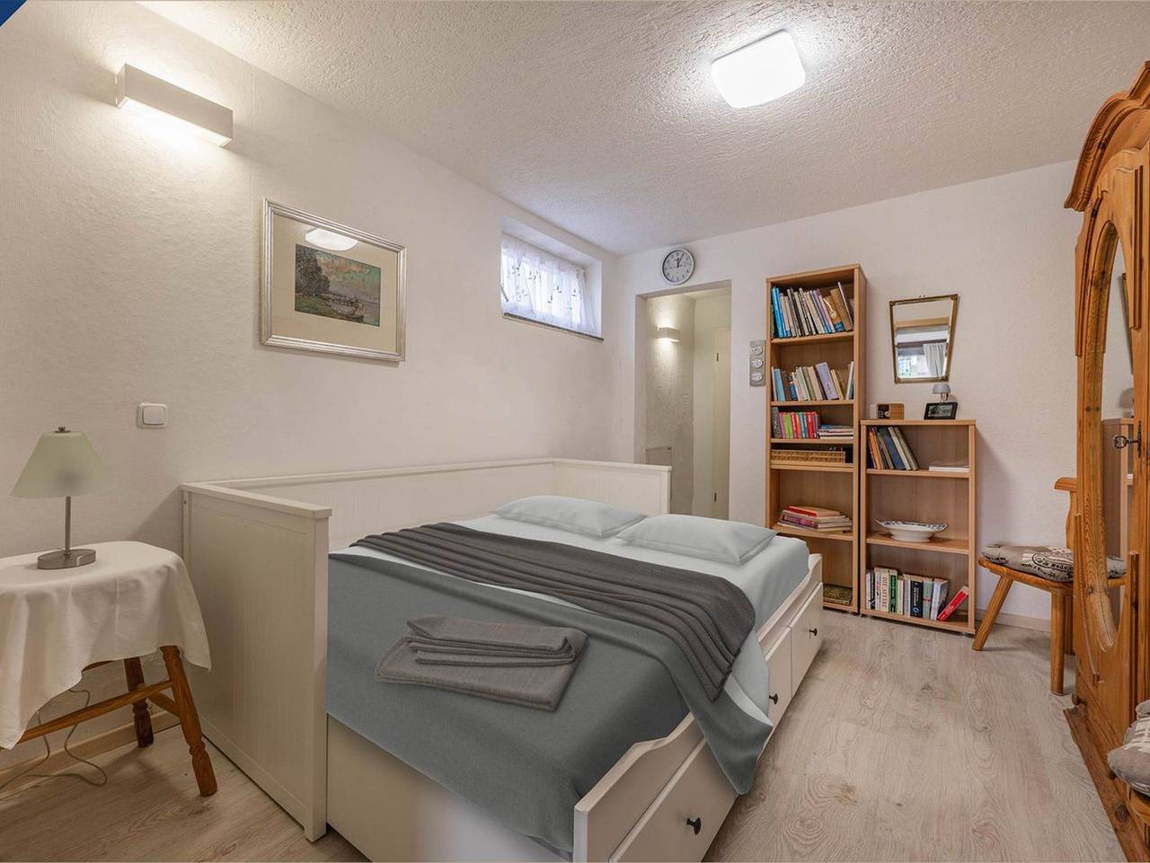 Ganze Ferienwohnung, Zum Fachwerkhaus - Moderne Ferienwohnung mit Terrasse & Garten im ruhigen Inseldorf in Zirchow, Usedom