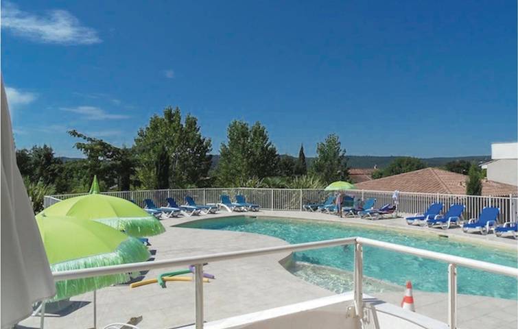 Location de vacances pour 4 personnes, avec jardin dans Pays de Fayence - 2