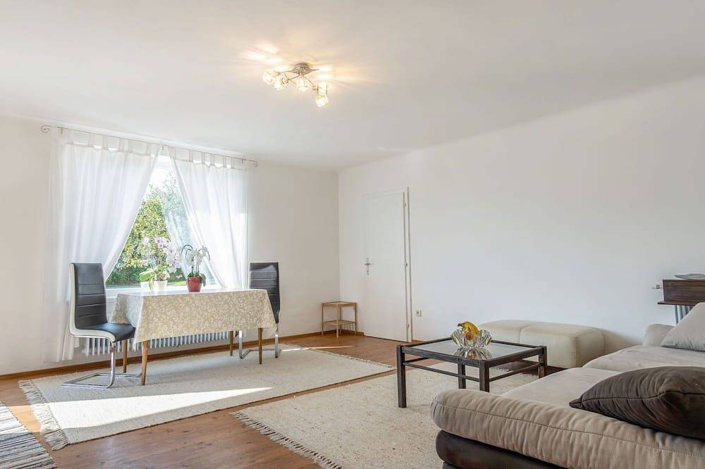 Ganze Wohnung, Schöne Wohnung für 4 Gäste mit Terrasse in Nußdorf am Attersee, Attergau