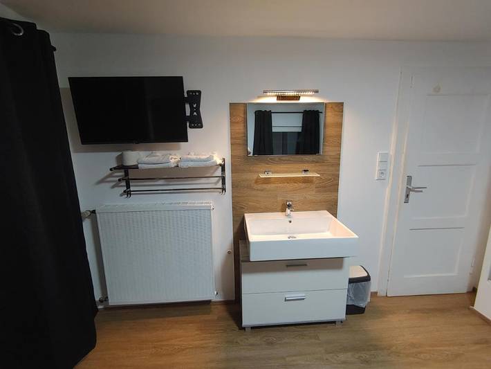 Bnb für 2 Personen, mit Balkon und Terrasse sowie Garten und Ausblick in Grainau - 3